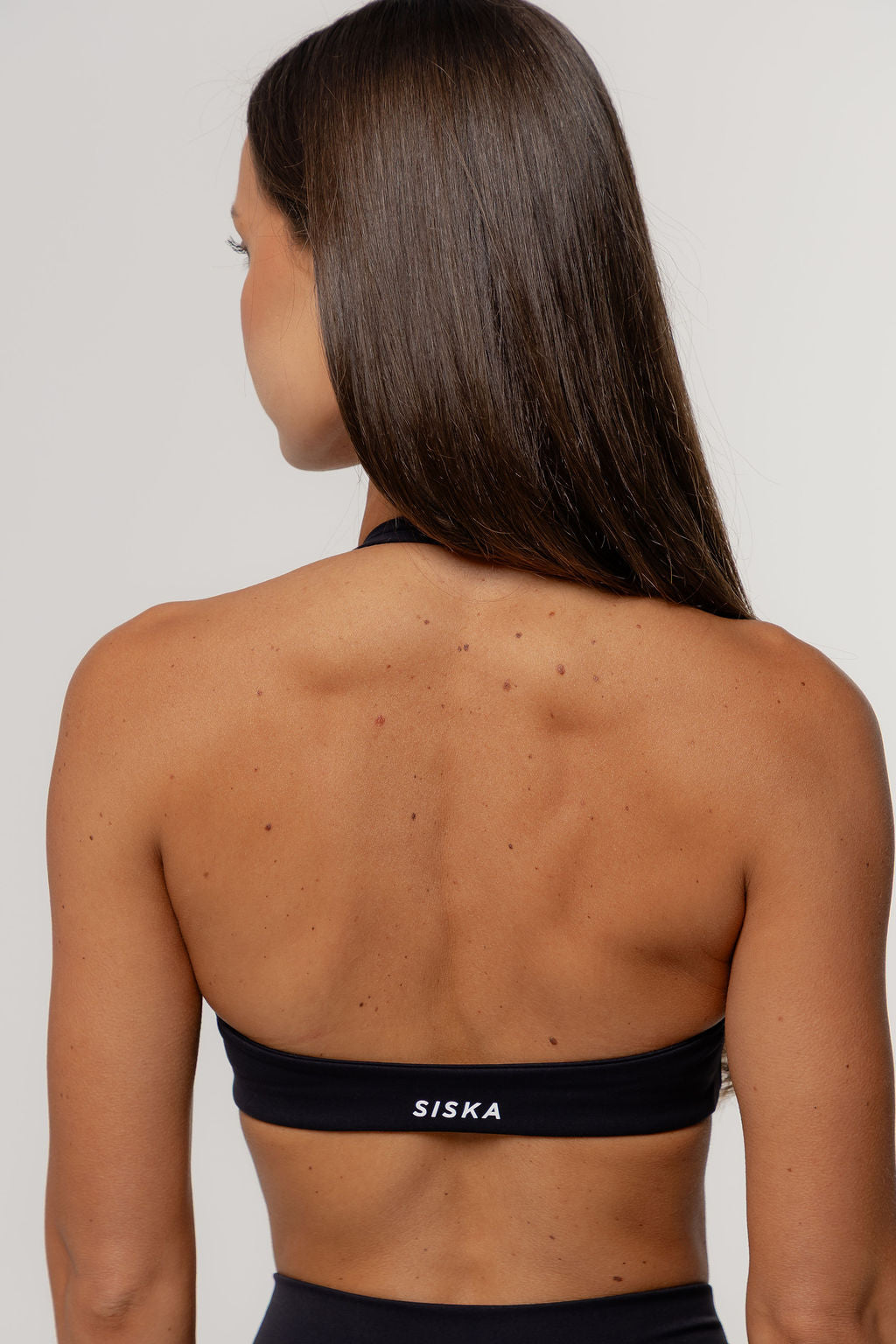 Core Define Halter Crop | Black
