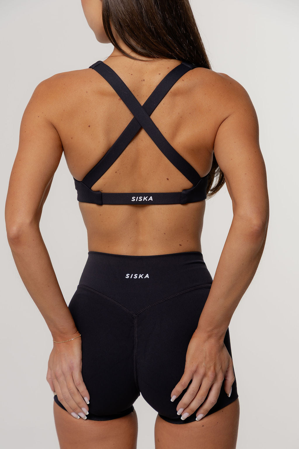 Core Define Crop | Black