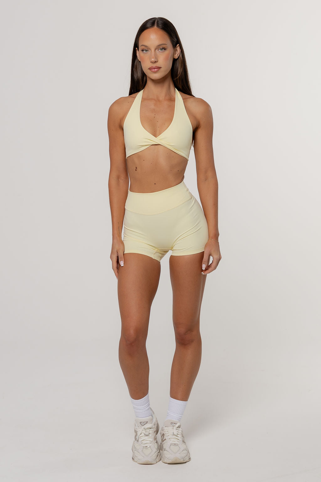 Core Invisible Scrunch Shorts | Butter