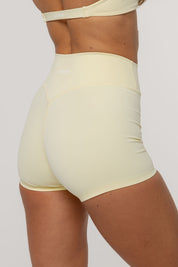 Core Invisible Scrunch Shorts | Butter