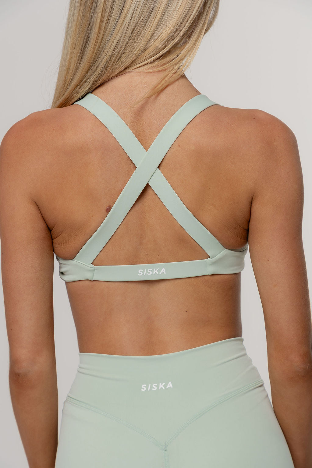 Core Twist Halter Crop | Matcha