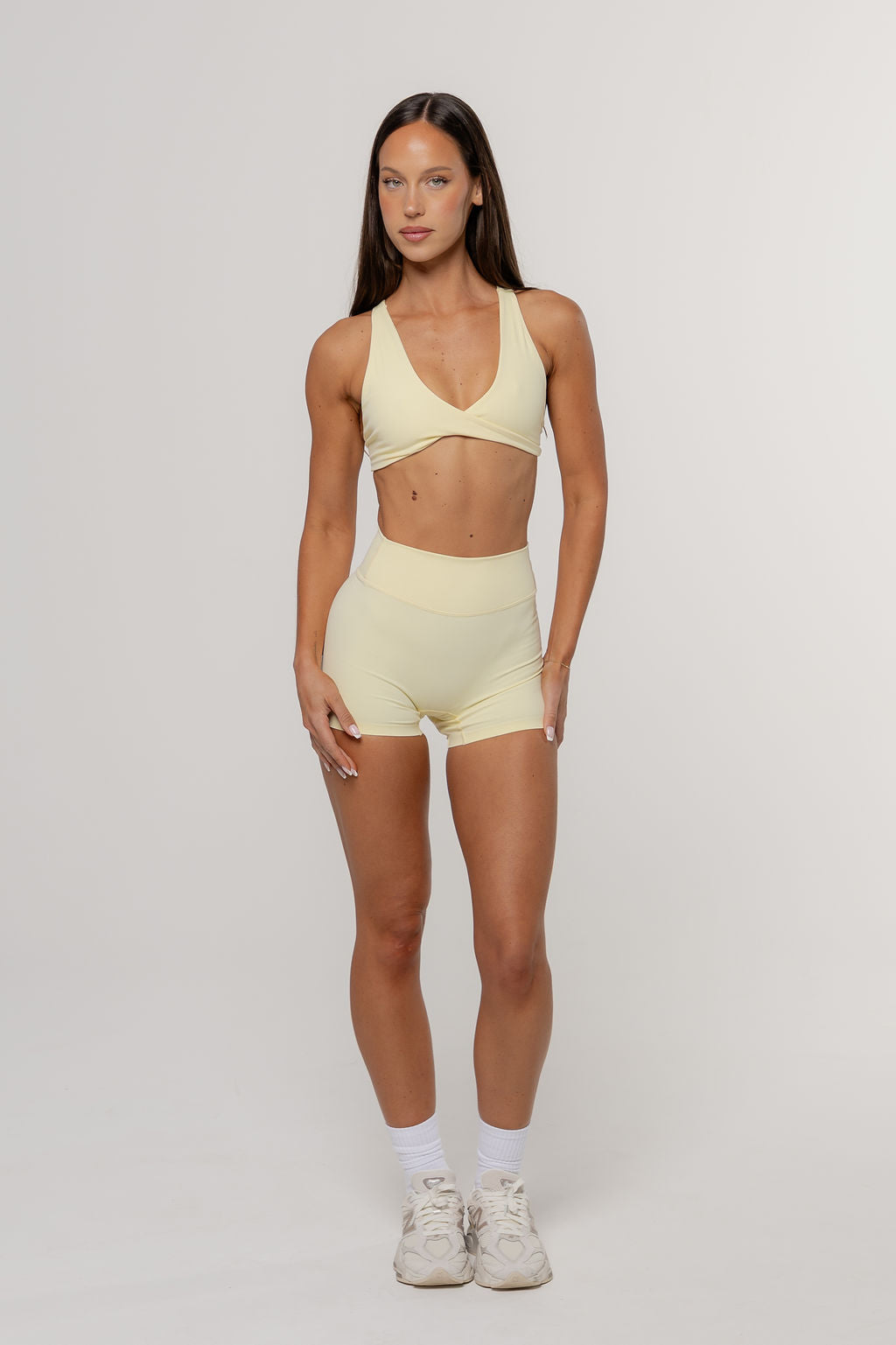 Core Twist Crop | Butter