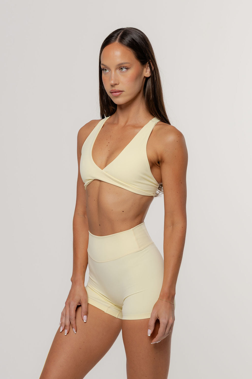 Core Twist Crop | Butter