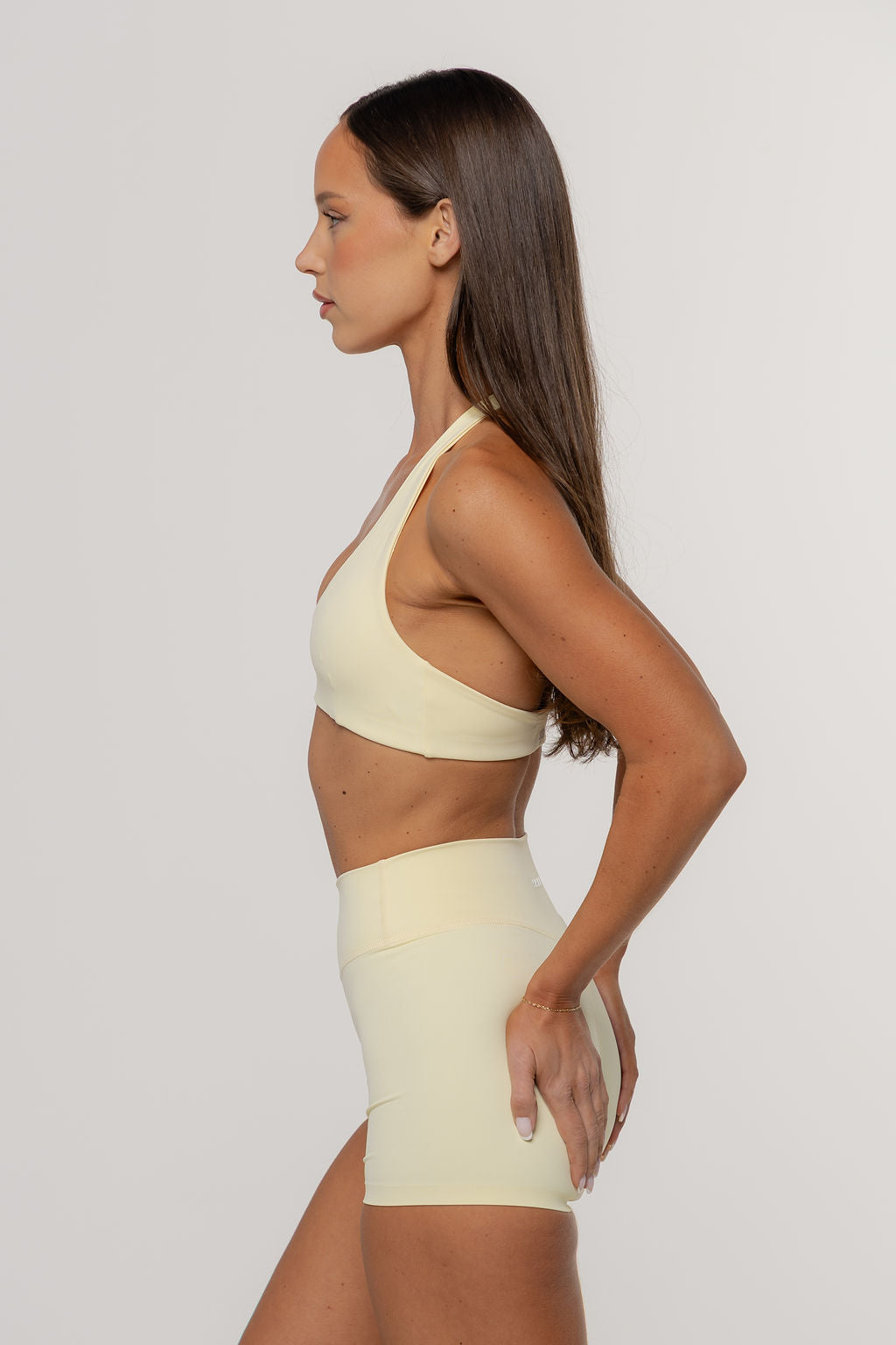 Core Define Halter Crop | Butter