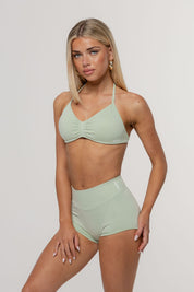 Micro Sculpt Scrunch Short | Matcha