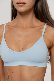 Sculpt Staple Crop | Sky