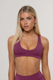 Core Define Crop | Grape