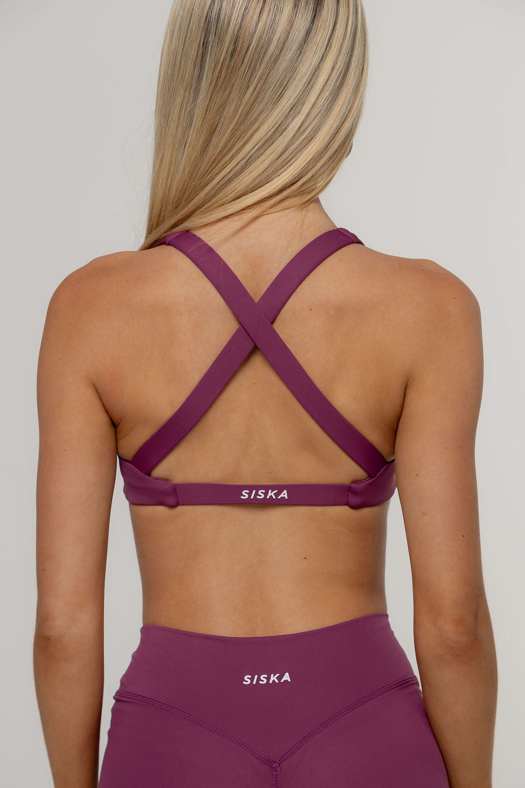 Core Define Crop | Grape