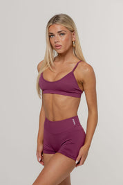 Sculpt Staple Crop | Grape